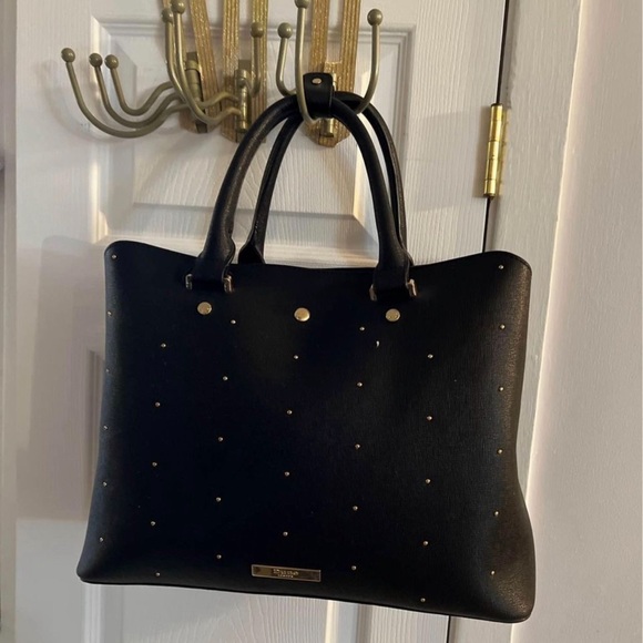 LADIES ALL LEATHER PURSE. BEAUTIFUL WITH GOLD PEARLS - Picture 1 of 3